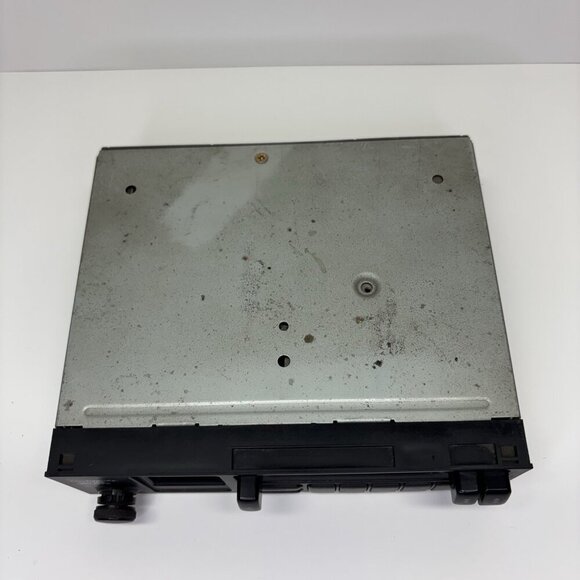 Vintage Toyota Car Cassette Player 08600-00837 AM FM Fujitsu Ten Pickup Radio - Picture 4 of 11